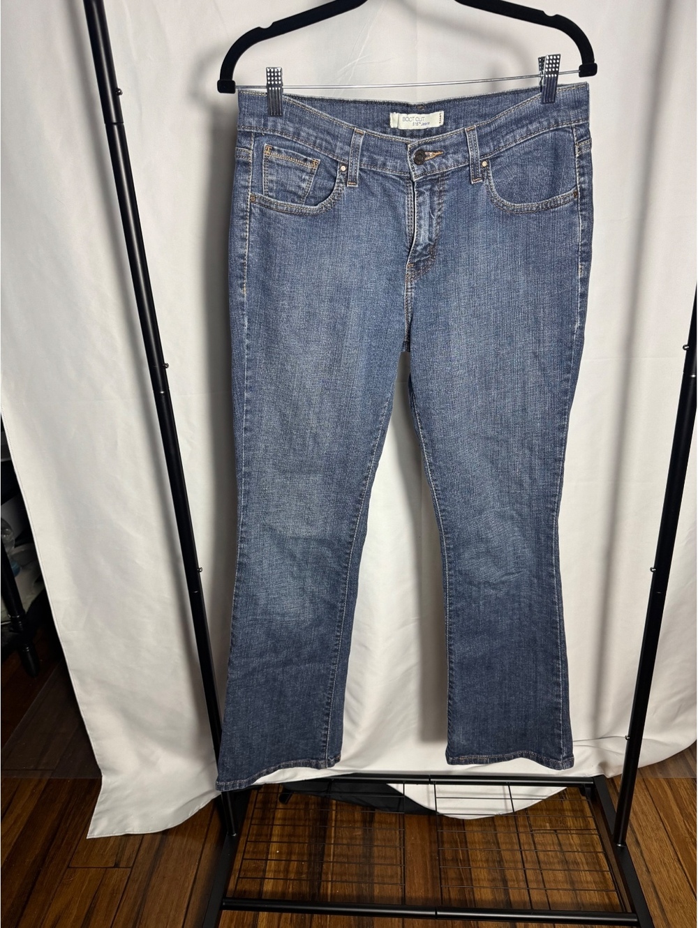 Levi's Boot Cut Jeans 515 Size 8